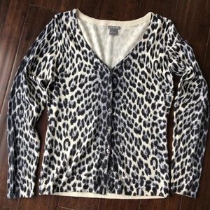 Ann Taylor Small Leopard Print V-neck Sweater
